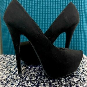 “Trash Black Suede Platform Heels - Gently Worn, Great Condition!”